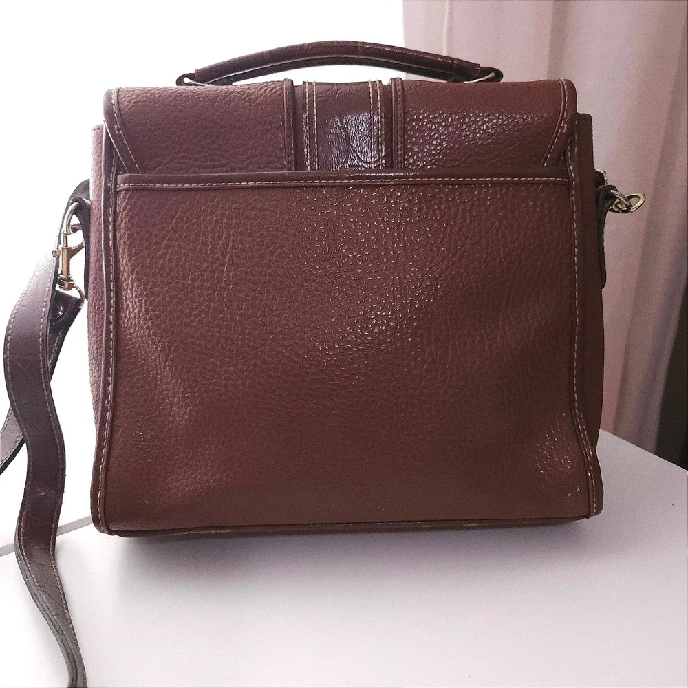 Vtg Carryland USA Organizer Crossbody Bag Chestnut Brown Faux Leather 90s Travel